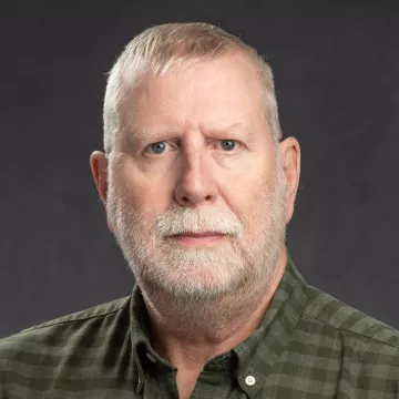 Headshot of Andrew Thostenson