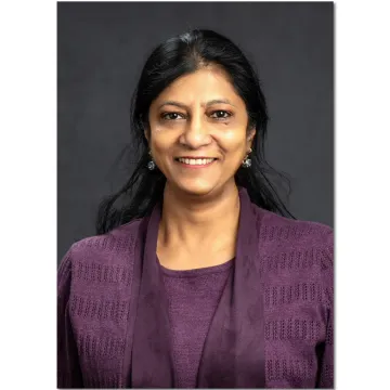 Headshot of Divya Saxena