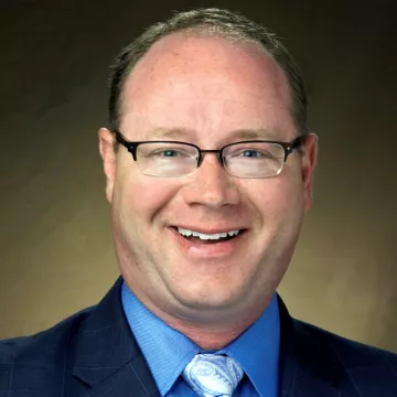 Headshot of Travis Hoffman