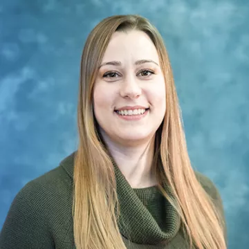 Headshot of Lesley Jones