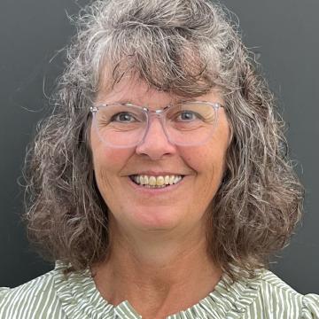 Headshot of Marilyn Larsen