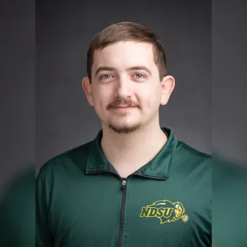 Headshot of Isaac Cuchna