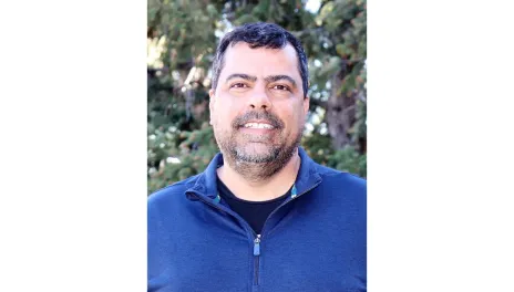 Juan Osorno headshot